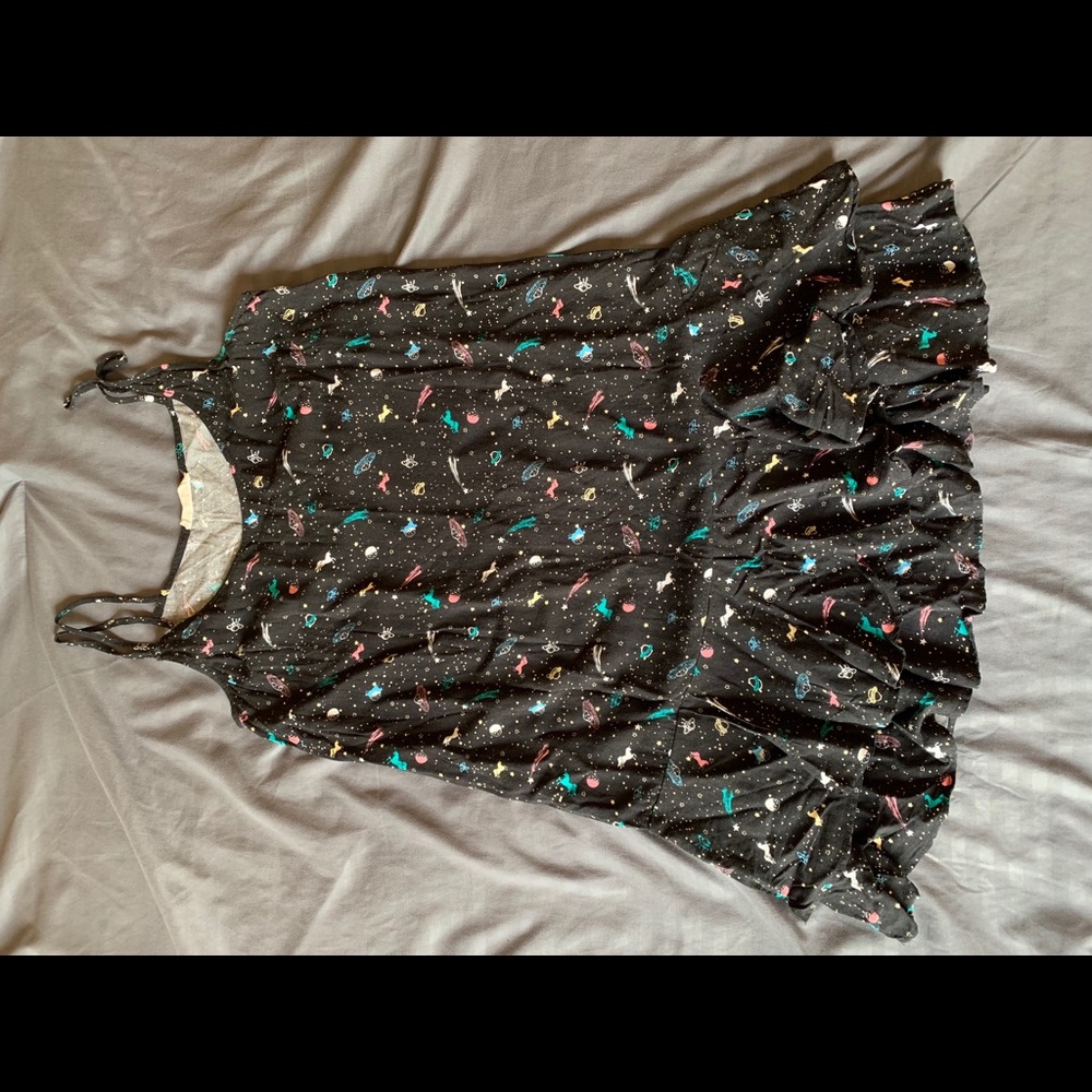 Dress - Picture 2 of 2